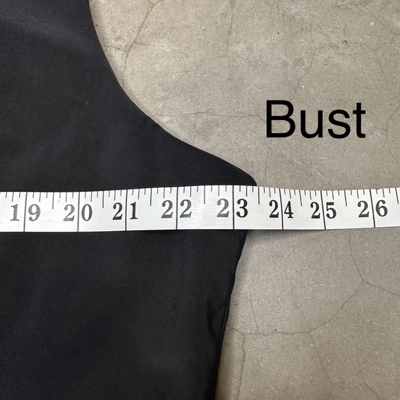 Betsy Adam Black V-Neck Ruched Ruffle Column Gown Sz 22 - Picture 6 of 9